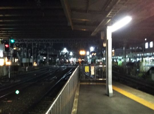 從金澤文庫站站台到橫須賀