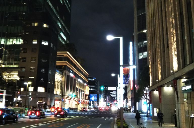 From the side of Fukutoku Inari approach