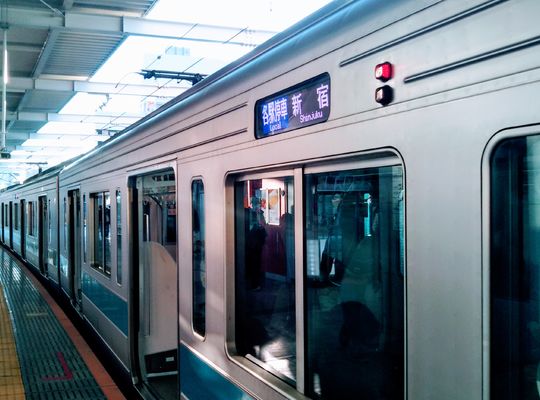 小田急線　各停　新宿行き