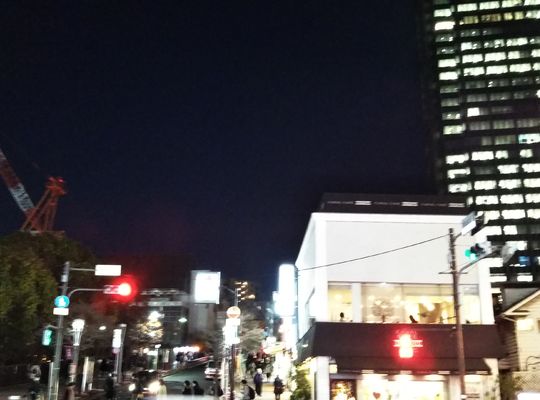 飯田橋　駅前